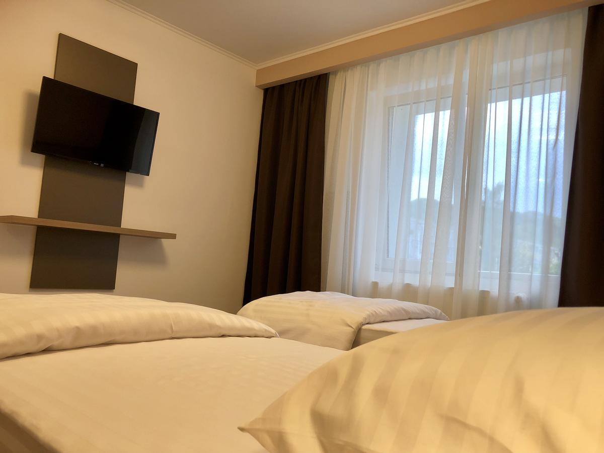 Nueva Park Hotel Brasov Ngoại thất bức ảnh