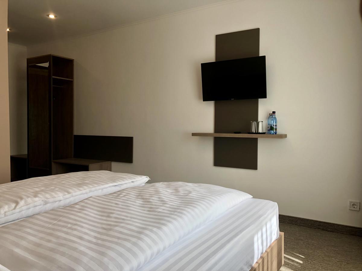 Nueva Park Hotel Brasov Ngoại thất bức ảnh