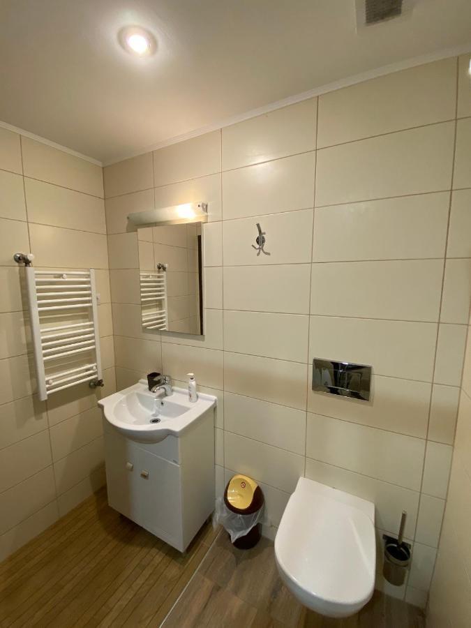 Nueva Park Hotel Brasov Ngoại thất bức ảnh