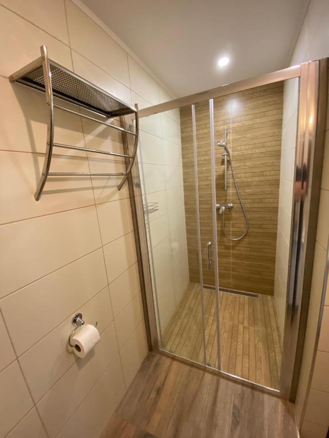Nueva Park Hotel Brasov Ngoại thất bức ảnh